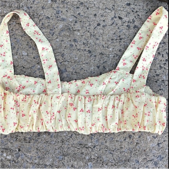 Yellow Floral Crop - Picture 2 of 4